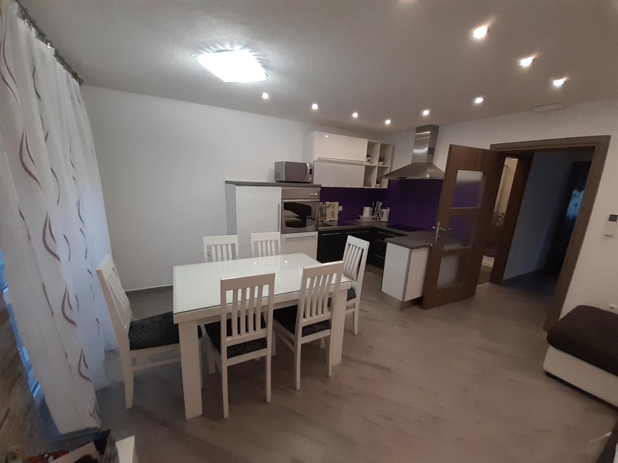 Apartment Lucky With Jacuzzi 트로기르 객실 사진